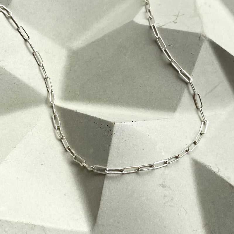 Delicate Paperchain Necklace