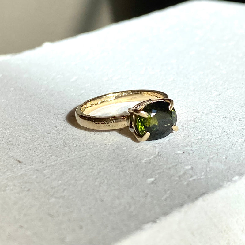 Green Tourmaline Gold Ring