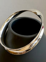 Twist Silver Bangle