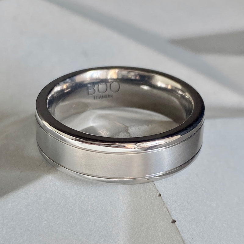 Fine Groove Flat Titanium Ring