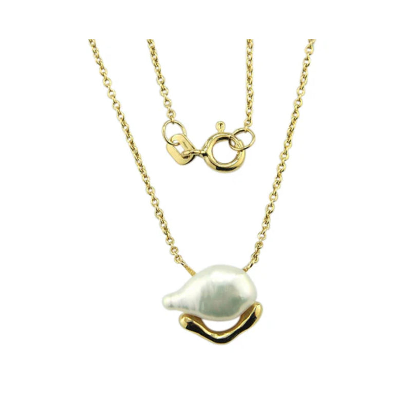 Keshi Pearl With Organic Setting