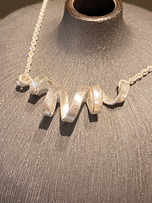 Small Spiral on Trace Chain Necklace