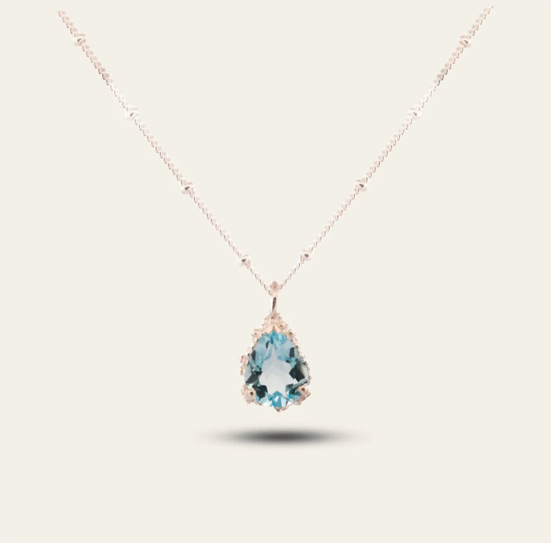 Silver Aurelia Necklace