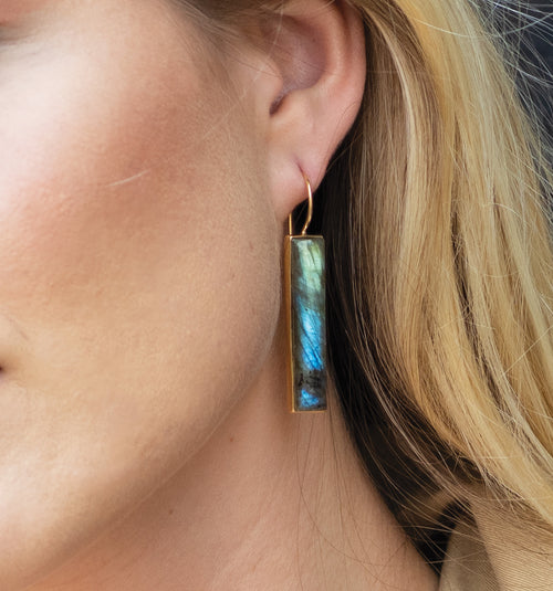 Midnight In Manhattan Labradorite Drop Bar Earrings
