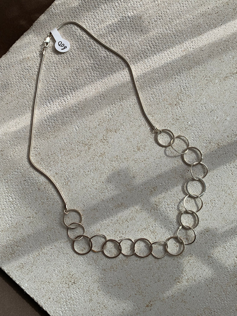 Silver Interlinking Circle Necklace