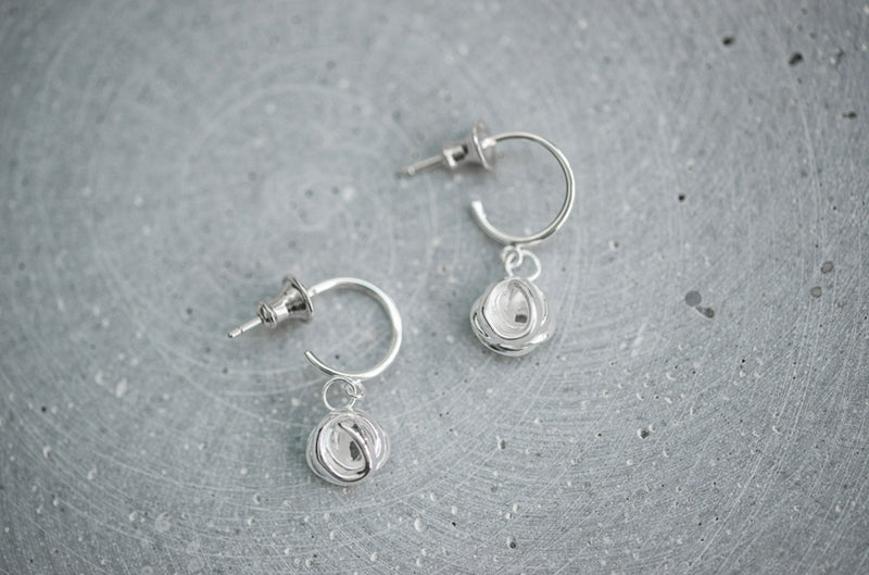 Entwined Drop Studs