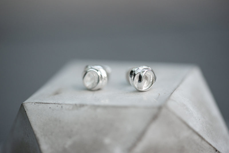 Entwined Studs