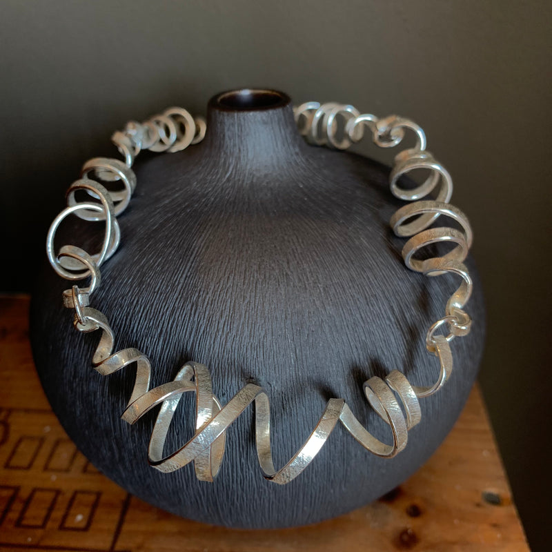 Chunky Full Spiral Spin Necklace