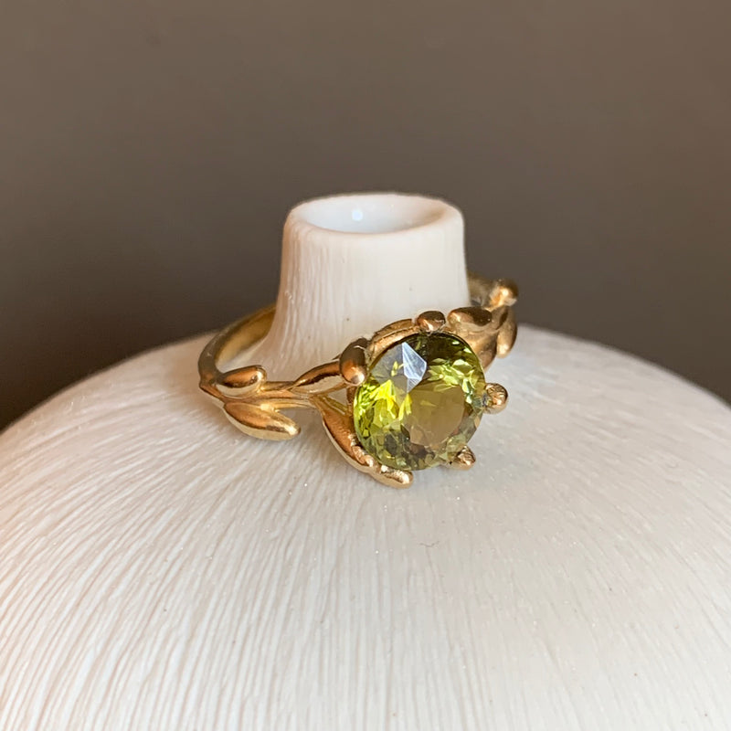 Coral Ring Solid Gold with Tourmaline